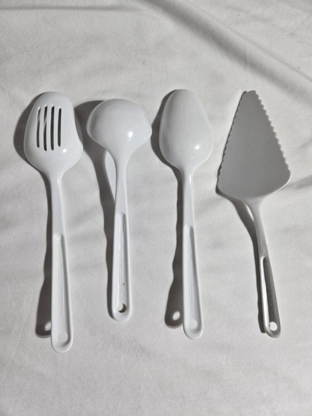 Copco White Melamine Cooking Utensil Set 4 Pc Slotted Spoon Ladle Cake Server - Picture 4 of 6